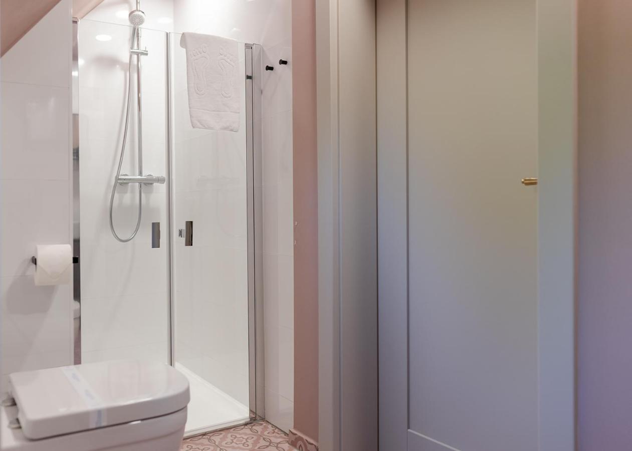 W12 Home Station - Apartement Greenpink Зелена Гура Екстер'єр фото